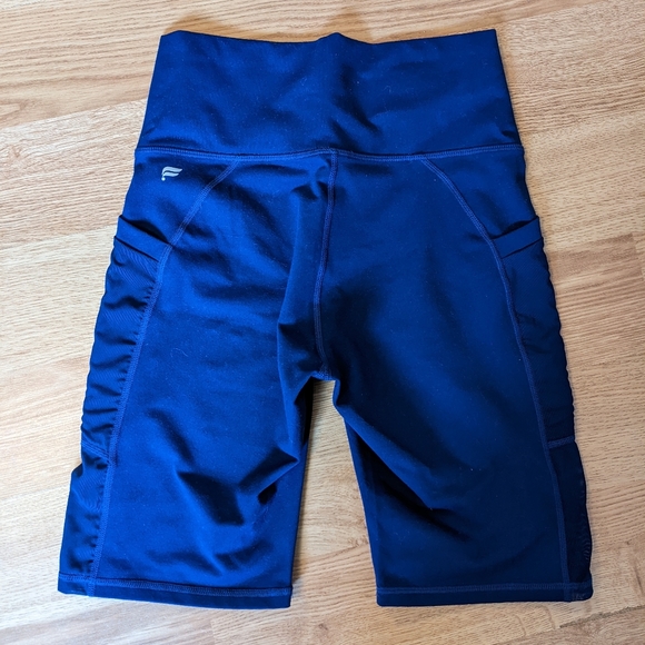 Fabletics shorts - Picture 5 of 6